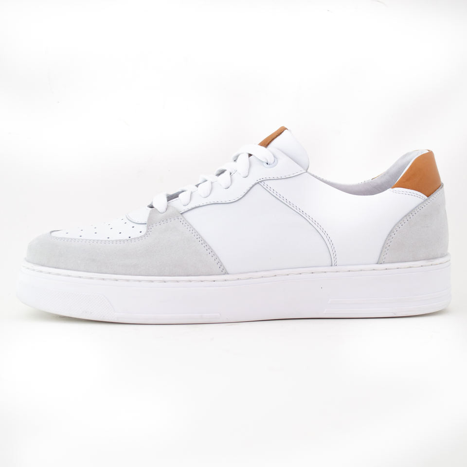 REAL PREMIUM GUM LEATHER ITALIAN FASHION SNEAKER - MADE IN ITALY.
